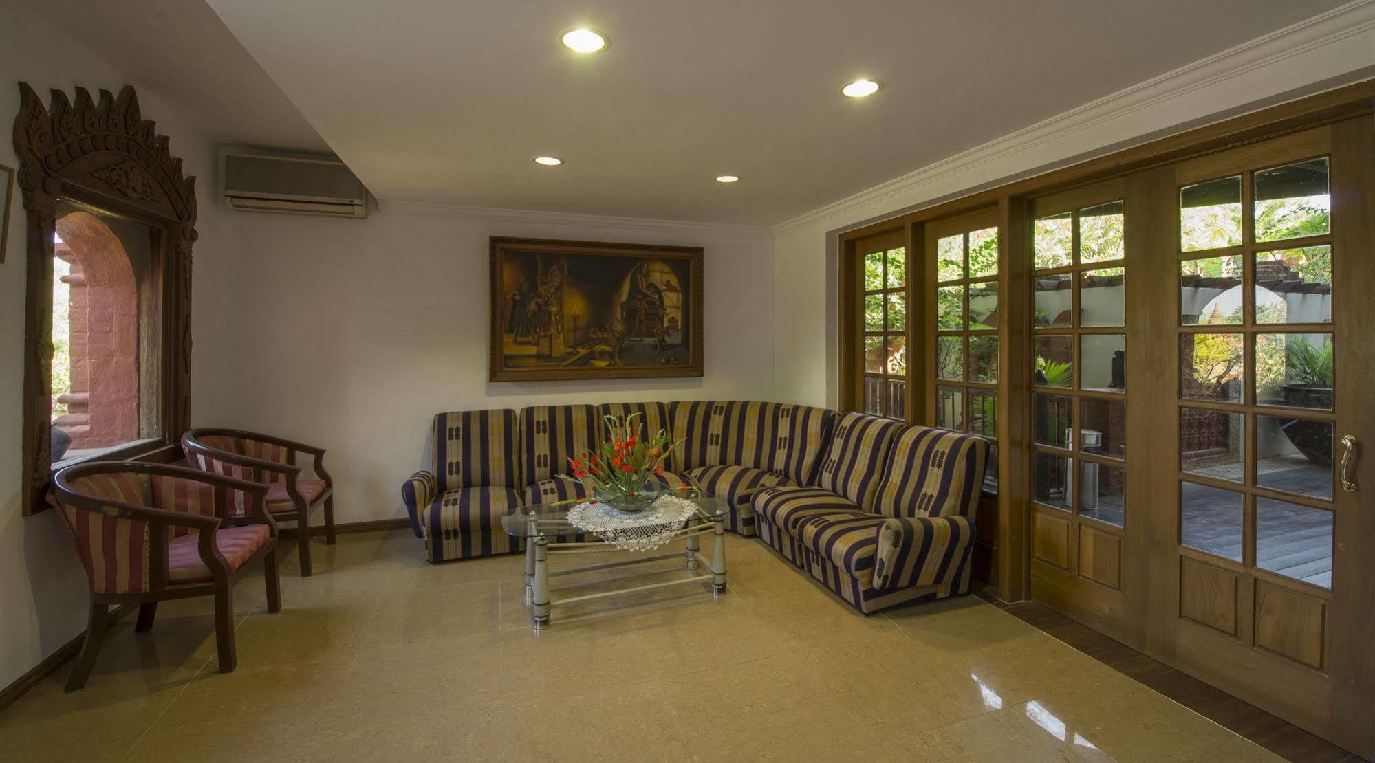 Thurizza Hotel Bagan Exterior foto