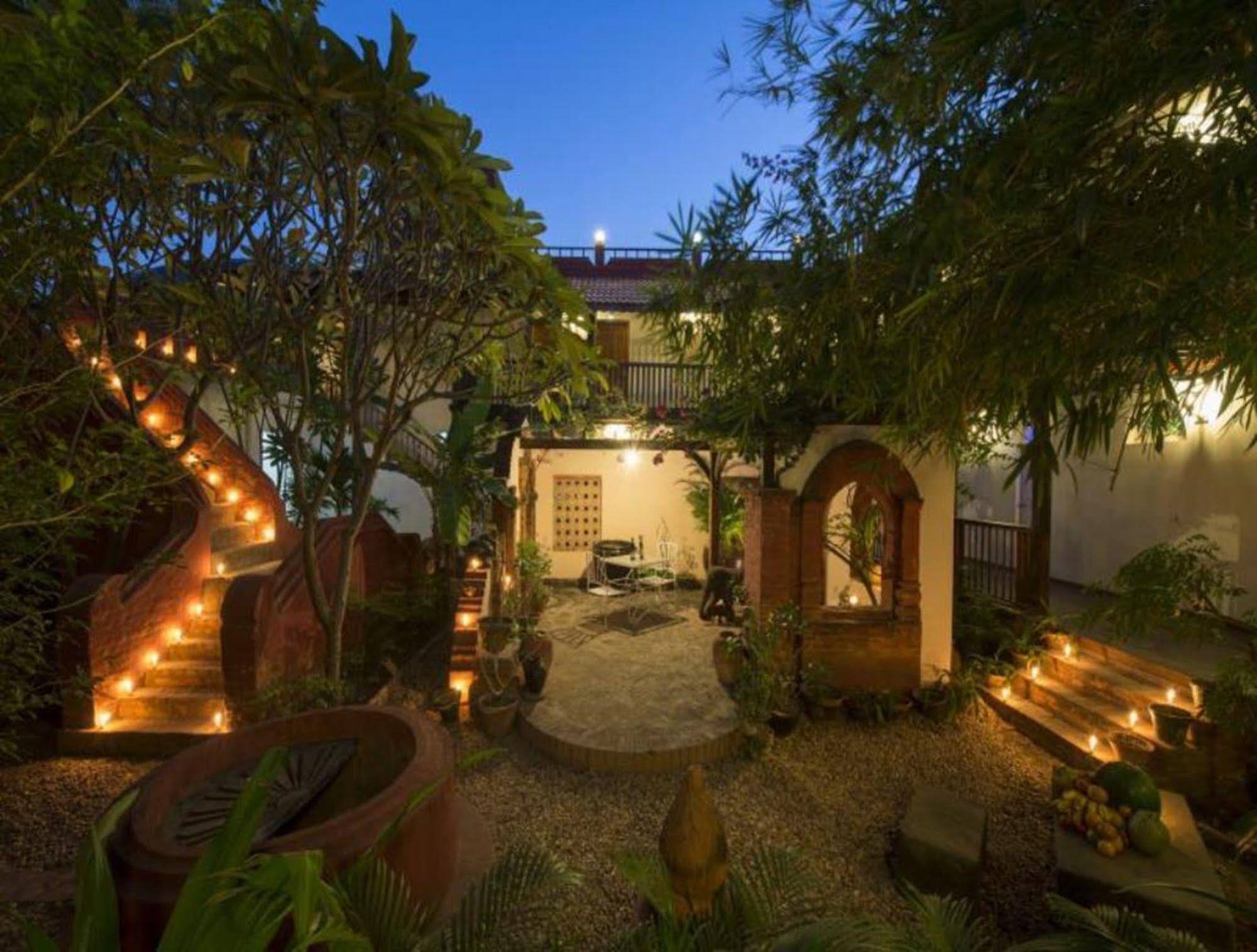 Thurizza Hotel Bagan Exterior foto